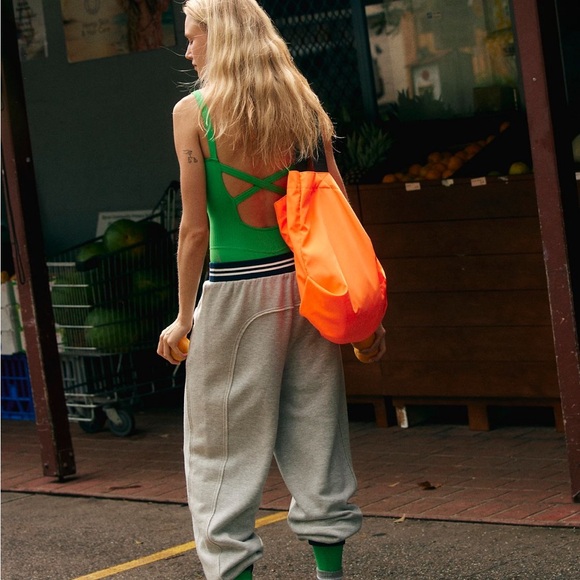 NEW FREE PEOPLE “GOOLIE PANTS WITH COLOR BLOCK WAIST&CUFFS - Picture 3 of 10